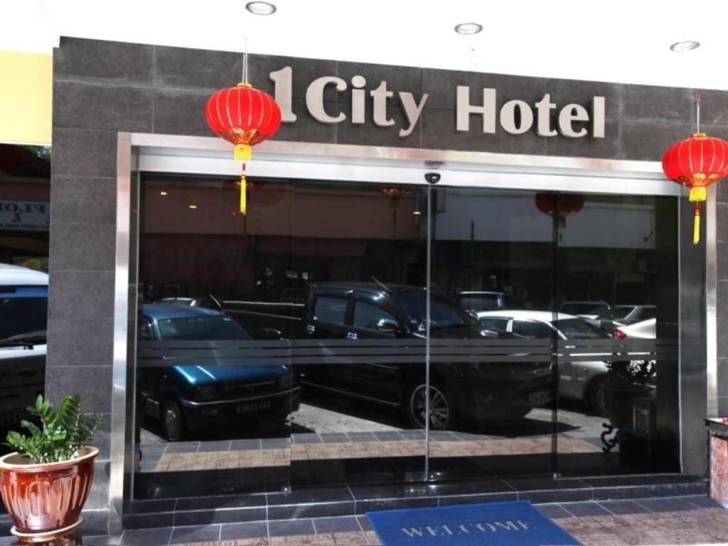 1 City Hotel Kota Kinabalu Esterno foto